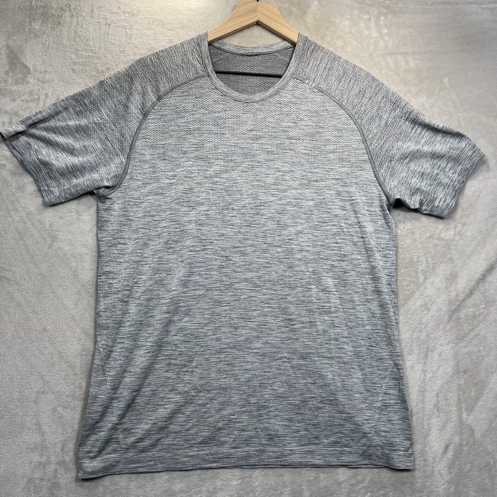 Lululemon Shirt Metal Vent Tech Mens Large Gray Heathered